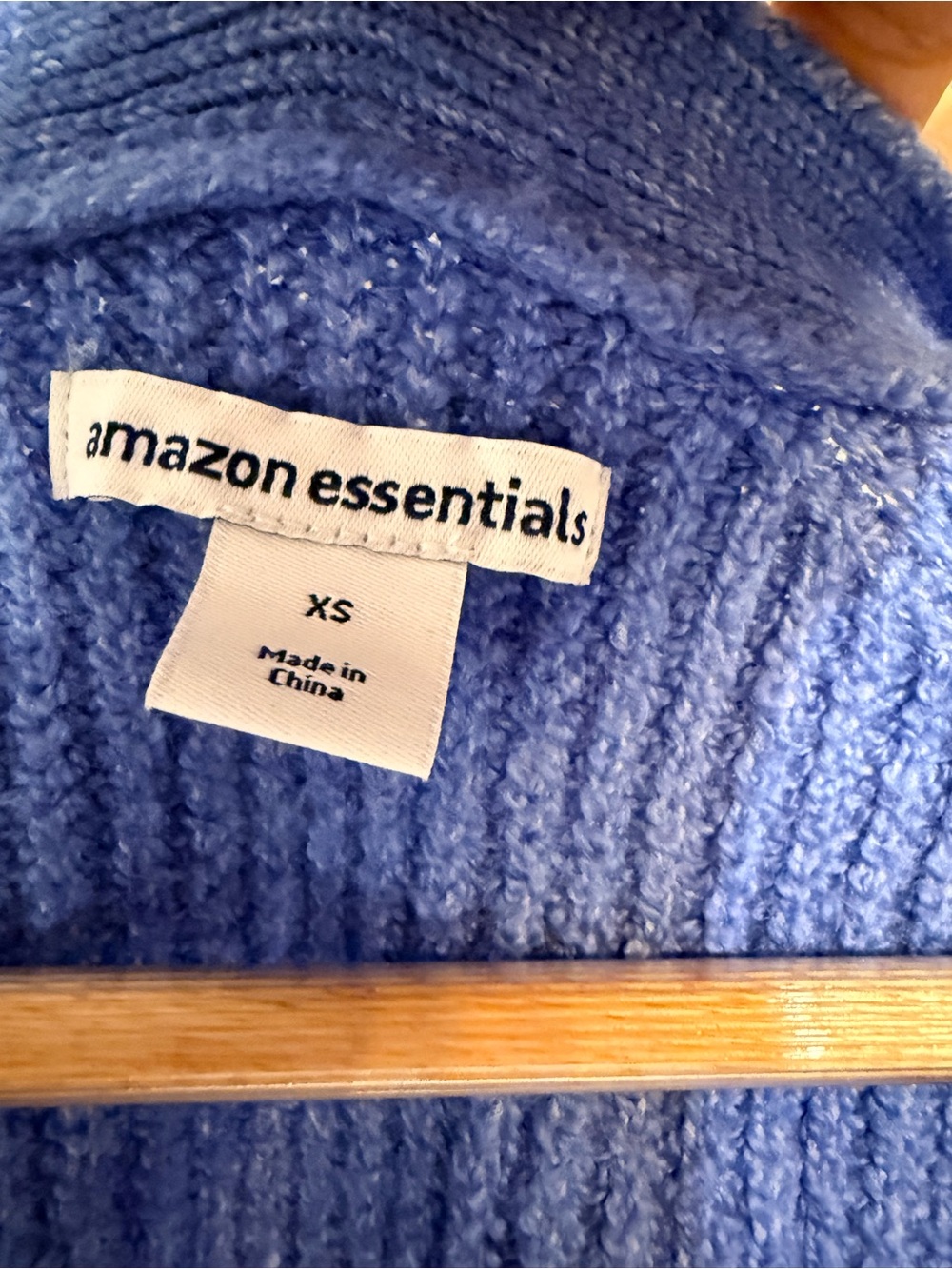 Amazon Essentials Periwinkle Button-Front Ribbed Cardigan NWT - Picture 3 of 6